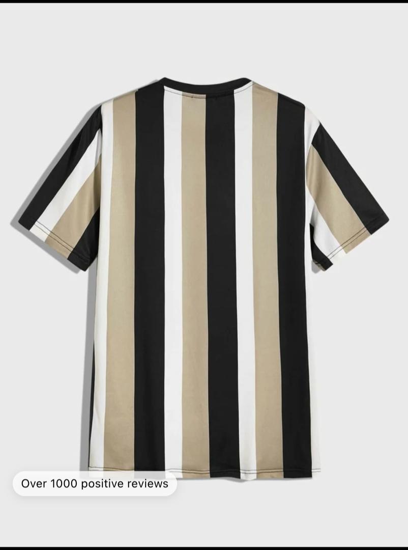 Manfinity Hypemode Men Letter Graphic Striped Tee