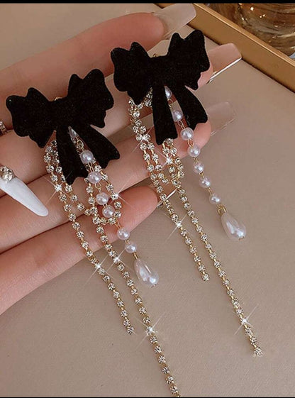 2pcs Black Bowknot Faux Pearl Pendant Earrings, Luxurious Rhinestone Chain Tassel Earrings, Long Trendy & Elegant Dangler For Women's Daily Wear, Parties, Gifts And Festive Occasions In New Arrival Jewelry Collection