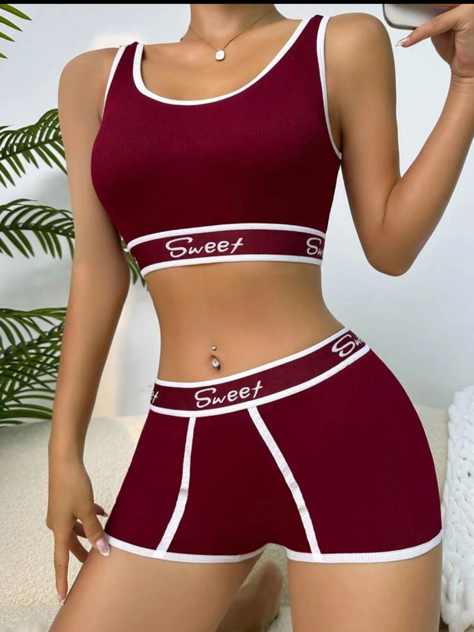 Letter Tape Contrast Binding Bra & Boyshorts Lingerie Set Sports