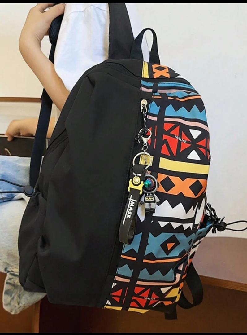 Casual Large Capacity Backpack, Fashionable Graffiti Nylon Messenger Bag, School & Travel Bag With Pendant, Halloween