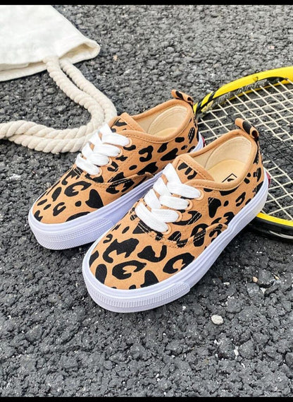 Children's Canvas Shoes, Spring/Autumn Korean Style Simple Boys' Girls' Shoes, Fashionable Low-Cut Casual Tied Athletic Shoes, Classic Canvas Shoes For Casual, Sports And Skateboarding