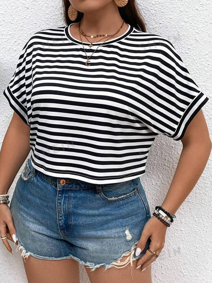 VCAY Plus Size Loose Fit White Short Sleeve T-Shirt With Vacation Style Striped Fabric