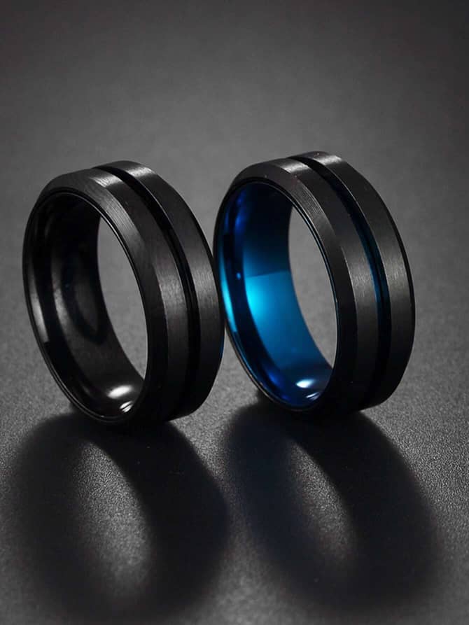 Fashionable and popular 2pcs Men Stainless Steel Ring for Jewelry Gift and for a stylish Look.