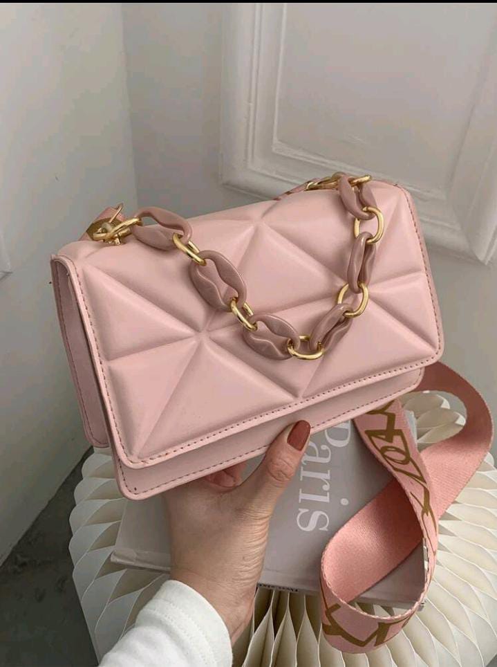 Mini Chain Decor Flap Square Bag
Category: woman bag