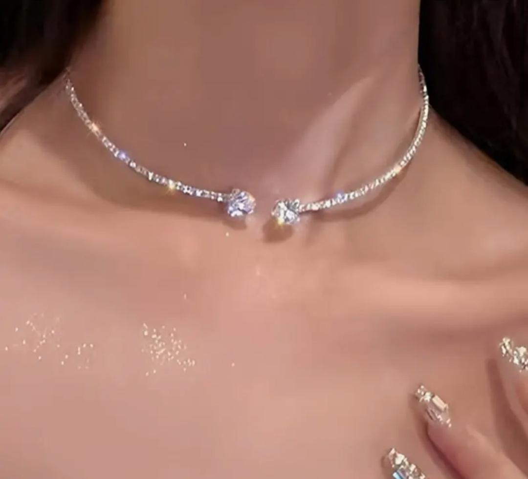 Collier en diamant élégante et fashionable