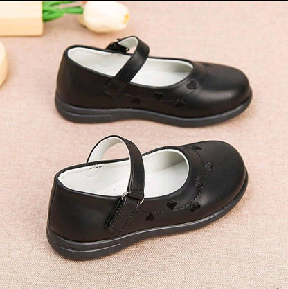 Kids' Black Leather Shoes, Princess Shoes With Heart-Shaped Cutout And Floral Design, Suitable For Girls In Primary And Middle School, For School Or Formal Occasions In Spring And Autumn