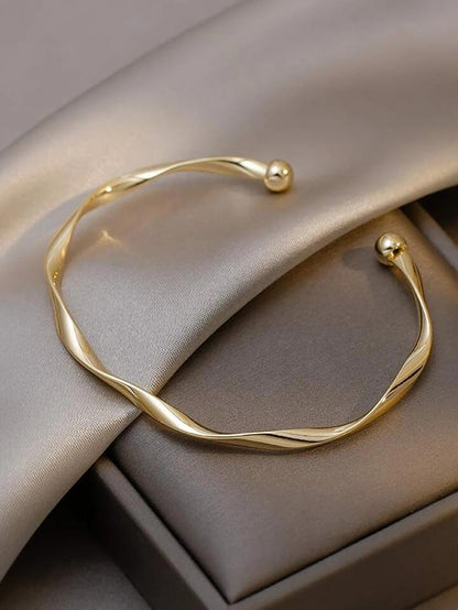 Twist Design Cuff Bangle