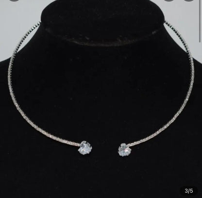 Collier en diamant élégante et fashionable