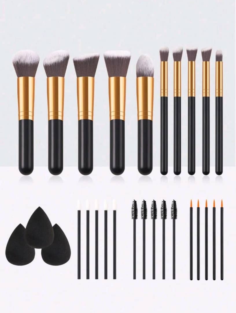 28pcs/Set Black Makeup Brush Kit (10pcs Makeup Brushes + 3pcs Puffs + 5pcs Eyeliner Brushes + 5pcs Eyelash Brushes + 5pcs Lip Brushes) Including Blush Brush, Powder Brush, Multi-Functional Brush, Eyeshadow Brush, Blending Brush, Highlight Brush, Contour